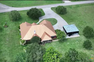 507 Hackberry Bend, Port Lavaca, TX 77979 - Photo 7