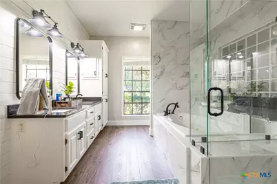 507 Hackberry Bend, Port Lavaca, TX 77979 - Photo 35