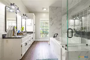 507 Hackberry Bend, Port Lavaca, TX 77979 - Photo 35