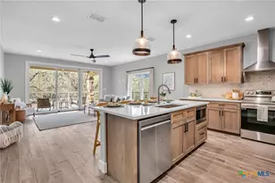 540 River Run, New Braunfels, TX 78132 - Photo 9