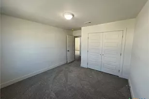 1810 Royal Loop, Belton, TX 76513 - Photo 23