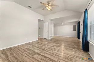 820 N 14th St, Temple, TX 76501 - Photo 7