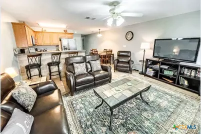 730 E Mather Street #E102, New Braunfels, TX 78130 - Photo 3