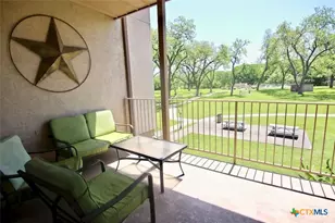 730 E Mather St, New Braunfels, TX 78130 - Photo 27
