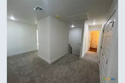 1822 Royal Loop, Belton, TX 76513 - Photo 11