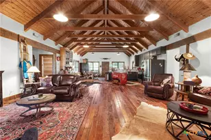 271 County Rd 2804, Lampasas, TX 76550 - Photo 17