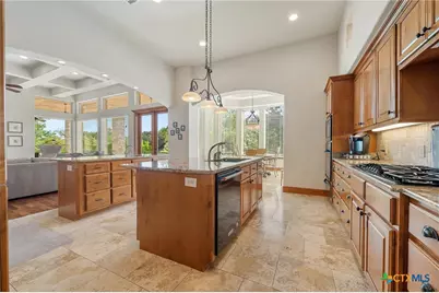 4001 Bell Springs Road, Dripping Springs, TX 78620 - Photo 17