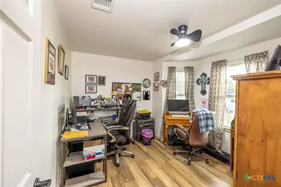 110 Live Oak Street, Gonzales, TX 78629 - Photo 27