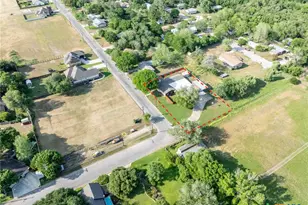 110 Live Oak St, Gonzales, TX 78629 - Photo 5