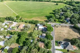 110 Live Oak St, Gonzales, TX 78629 - Photo 39