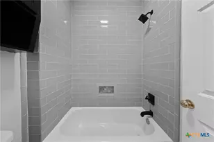 82 Great W Loop, Belton, TX 76513 - Photo 9