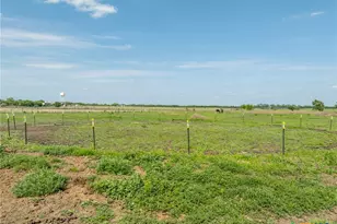 411 Wade Rd, Eddy, TX 76524 - Photo 13