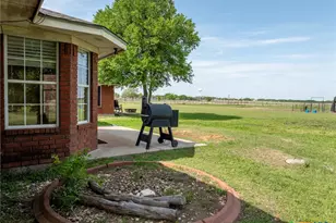 411 Wade Rd, Eddy, TX 76524 - Photo 47