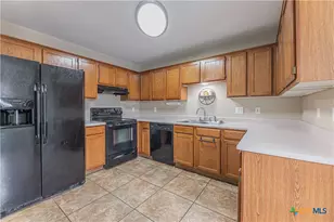 2405 Thoroughbred Dr, Killeen, TX 76549 - Photo 11