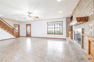 679 Royal Rd, Port Lavaca, TX 77979 - Photo 7