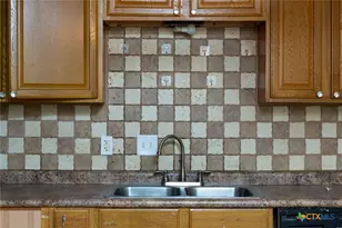 1402 Toliver St, Killeen, TX 76541 - Photo 15