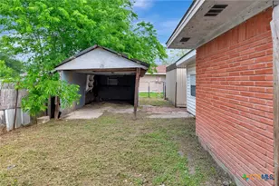 110 Marx St, Ganado, TX 77962 - Photo 25