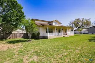 344 W High St, Goliad, TX 77963 - Photo 29