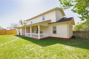 344 W High St, Goliad, TX 77963 - Photo 33