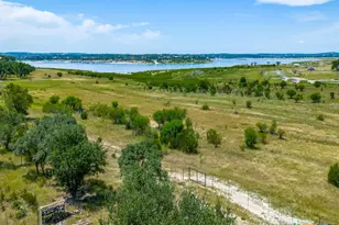 620 Lake Island Dr, Canyon Lake, TX 78133 - Photo 33