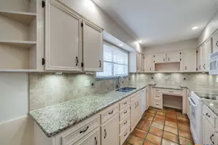 620 Lake Island Dr, Canyon Lake, TX 78133 - Photo 15