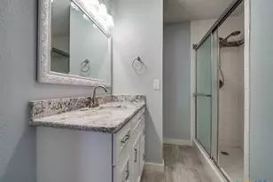 620 Lake Island Dr, Canyon Lake, TX 78133 - Photo 23