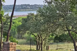 620 Lake Island Dr, Canyon Lake, TX 78133 - Photo 37