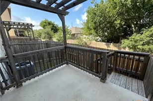 318 Untermaier St, New Braunfels, TX 78130 - Photo 31