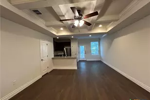 318 Untermaier St, New Braunfels, TX 78130 - Photo 3