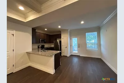 318 Untermaier Street, New Braunfels, TX 78130 - Photo 5