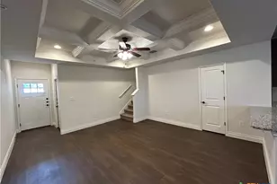 318 Untermaier St, New Braunfels, TX 78130 - Photo 7