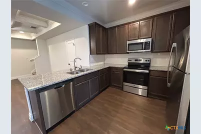 318 Untermaier Street, New Braunfels, TX 78130 - Photo 11