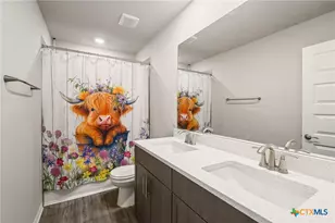 10310 Mager Ln, Hutto, TX 78634 - Photo 11