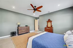 464 County Rd 471, Gonzales, TX 78629 - Photo 25