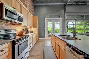 464 County Rd 471, Gonzales, TX 78629 - Photo 13