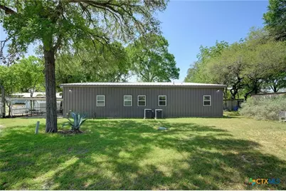 464 County Road 471, Gonzales, TX 78629 - Photo 37
