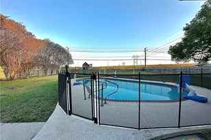 203 Chimney Rock Dr, Victoria, TX 77904 - Photo 43