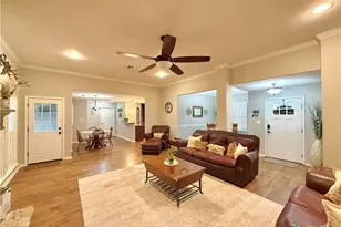 203 Chimney Rock Dr, Victoria, TX 77904 - Photo 9