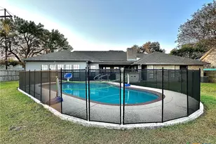 203 Chimney Rock Dr, Victoria, TX 77904 - Photo 43