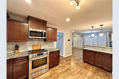 203 Chimney Rock Drive, Victoria, TX 77904 - Photo 13