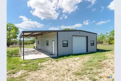 570 Pr 42103, Evant, TX 76525 - Photo 7