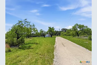 570 Pr 42103, Evant, TX 76525 - Photo 23