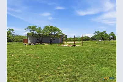 570 Pr 42103, Evant, TX 76525 - Photo 3