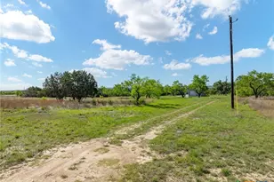 570 Pr 42103, Evant, TX 76525 - Photo 37