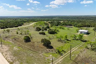 570 Pr 42103, Evant, TX 76525 - Photo 29