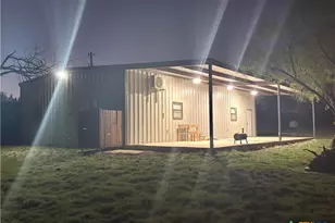 570 Pr 42103, Evant, TX 76525 - Photo 3