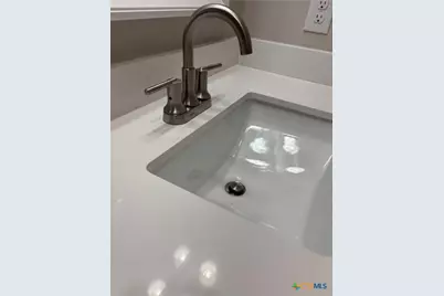 837 Swallow Drive, Palacios, TX 77465 - Photo 9