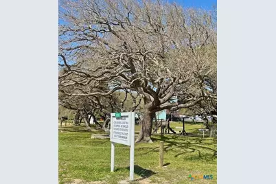 837 Swallow Drive, Palacios, TX 77465 - Photo 15