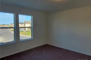 4001 Woodside Rd Dr, Seguin, TX 78155 - Photo 19