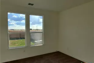 4001 Woodside Rd Dr, Seguin, TX 78155 - Photo 11